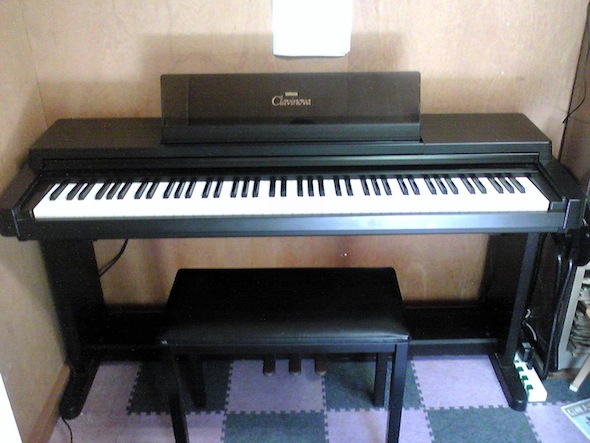 電子ピアノ YAMAHA CLP-560（1990年製）